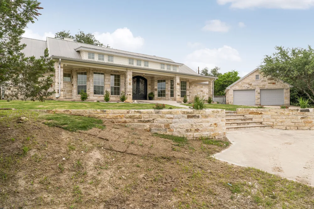 1129 Cedar Pass Road Driftwood, TX 78619