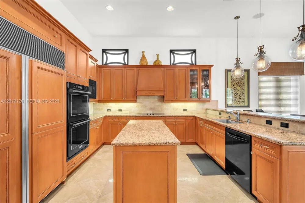 1480 Windjammer Way #. Hollywood, FL 33019