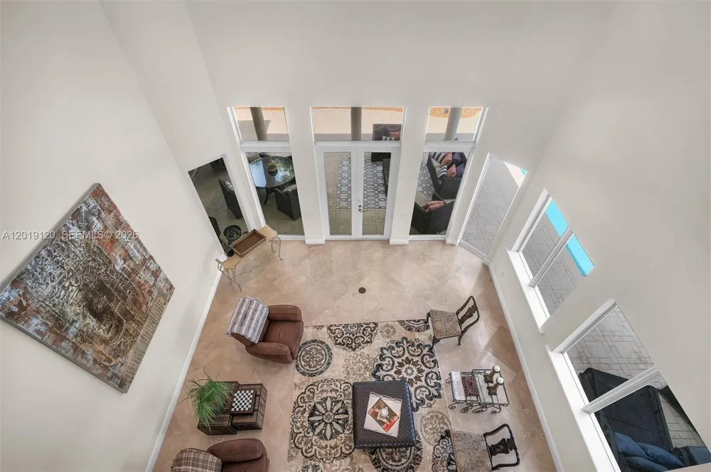 1480 Windjammer Way #. Hollywood, FL 33019