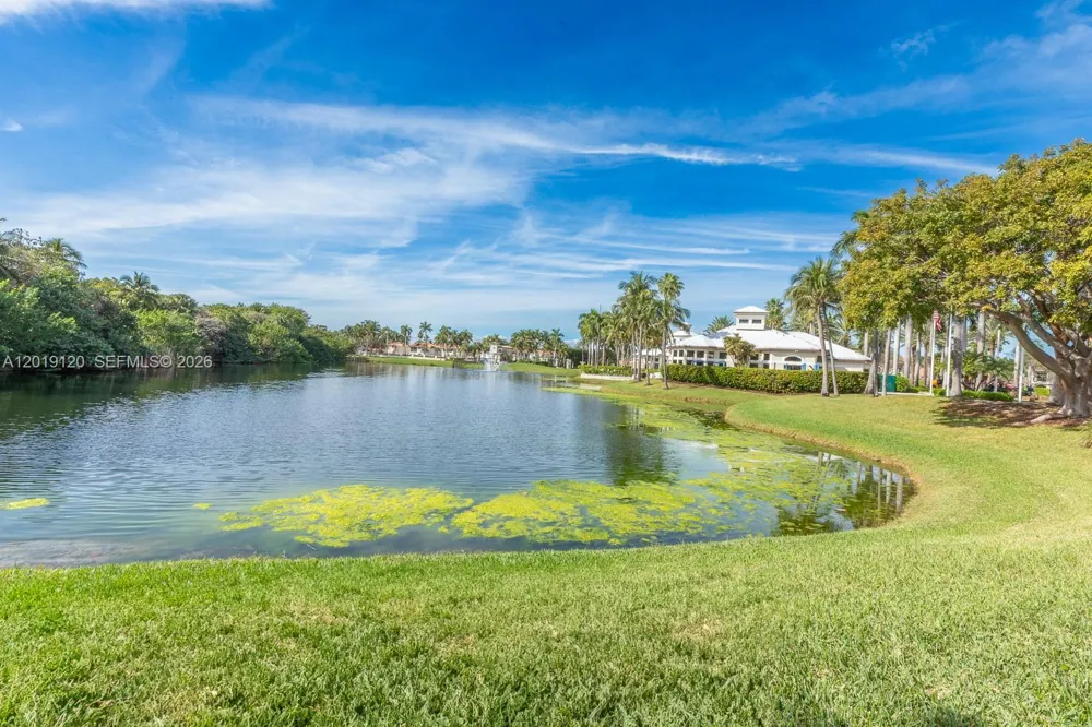 1480 Windjammer Way #. Hollywood, FL 33019