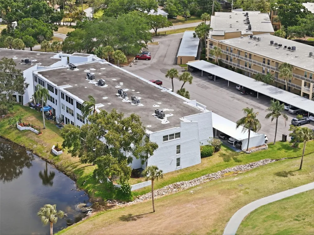 225 COUNTRY CLUB DRIVE #C332 Largo, FL 33771