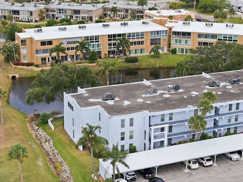225 COUNTRY CLUB DRIVE #C332 Largo, FL 33771