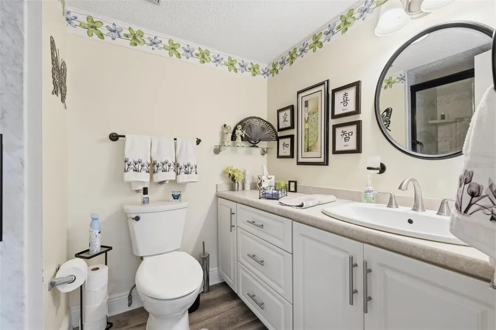 225 COUNTRY CLUB DRIVE #C332 Largo, FL 33771