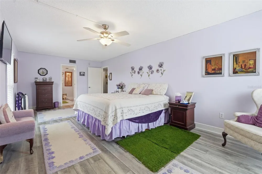225 COUNTRY CLUB DRIVE #C332 Largo, FL 33771