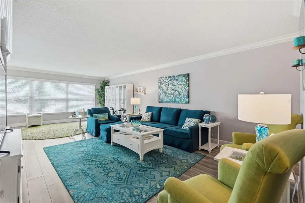 225 COUNTRY CLUB DRIVE #C332 Largo, FL 33771