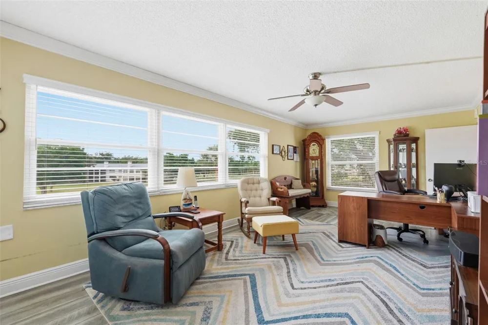 225 COUNTRY CLUB DRIVE #C332 Largo, FL 33771