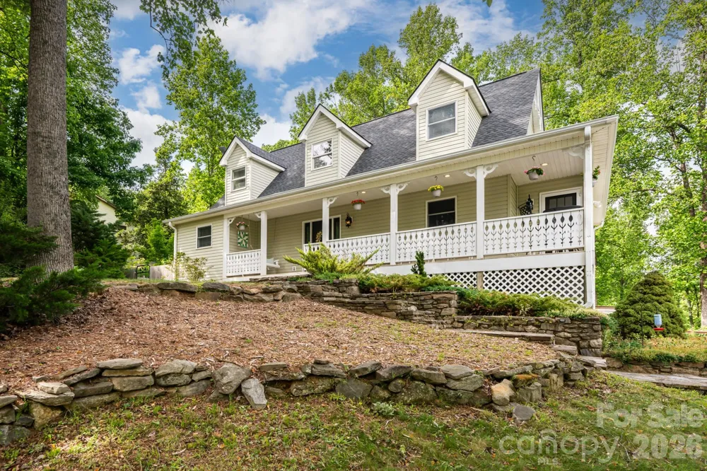 10 Terrapin Trail Flat Rock, NC 28731
