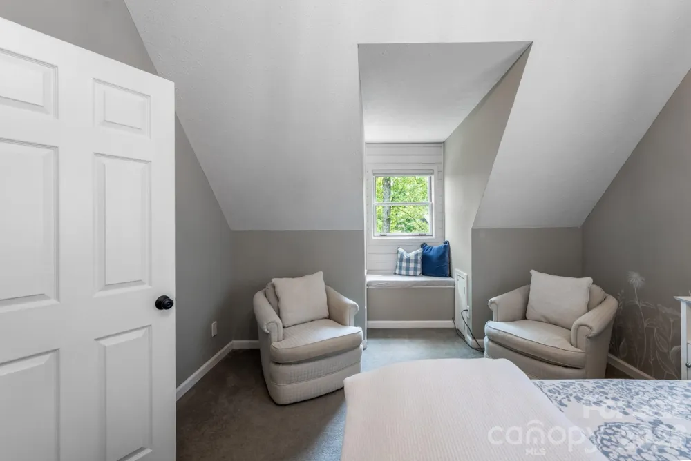 10 Terrapin Trail Flat Rock, NC 28731