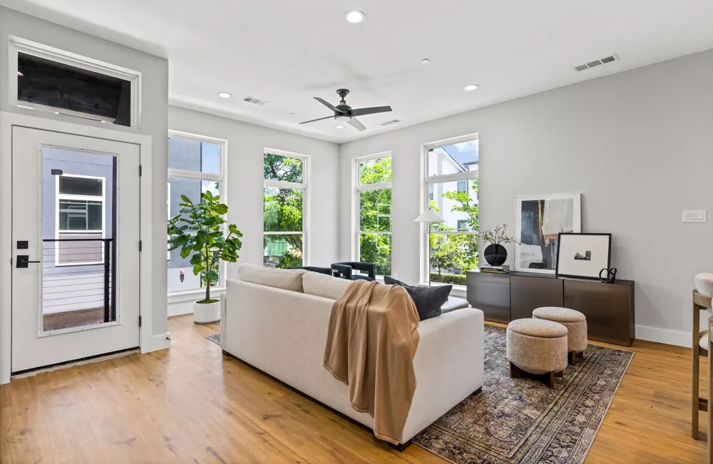 4709 Virginia Dallas, TX 75204