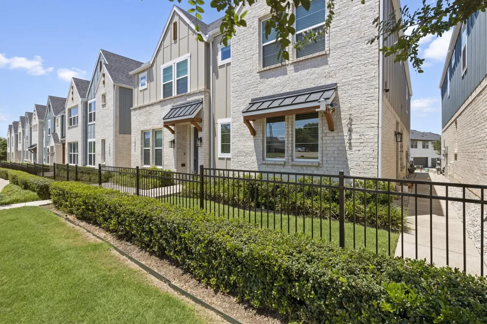 7688 Resting Mews North Richland Hills, TX 76182