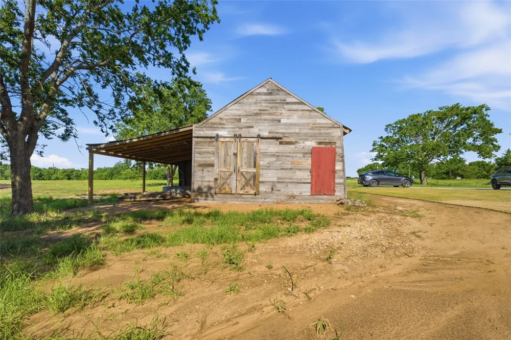 958 Cedar Mills Road Gordonville, TX 76245