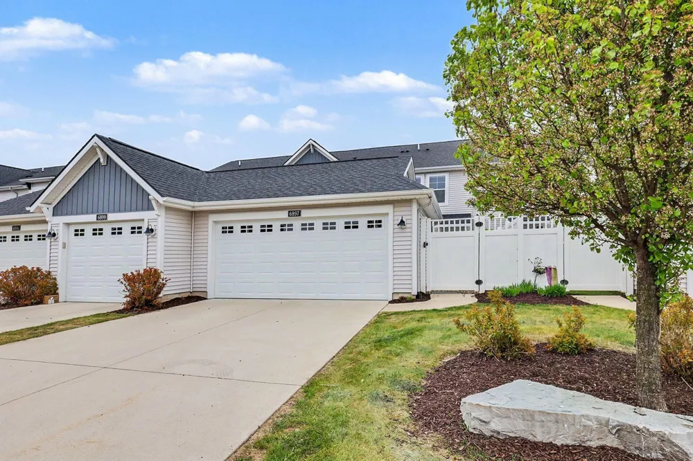 6897 Myers Lake Avenue NE Rockford, MI 49341