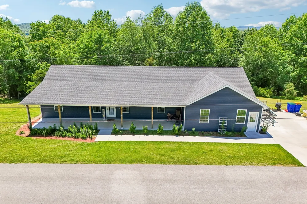 115 Early Morning Dr Russellville, KY 42276