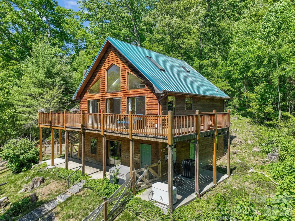 1206 Caldwell Mountain Road Hot Springs, NC 28743