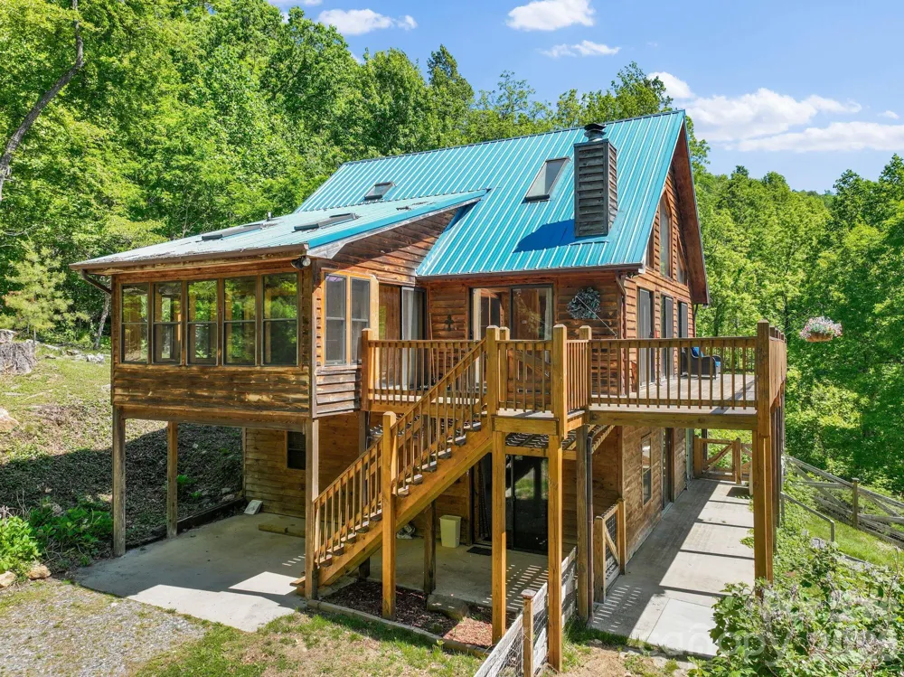 1206 Caldwell Mountain Road Hot Springs, NC 28743