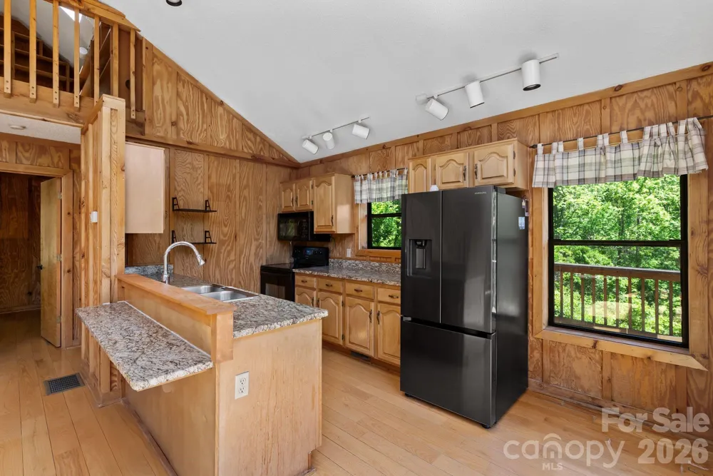 1206 Caldwell Mountain Road Hot Springs, NC 28743