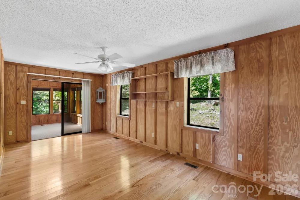 1206 Caldwell Mountain Road Hot Springs, NC 28743