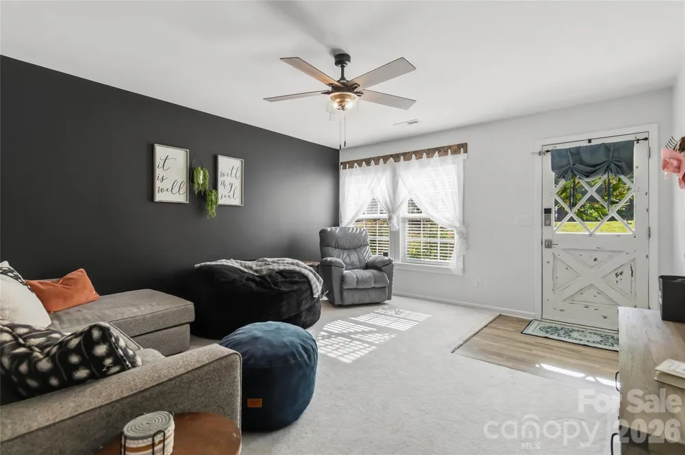 2220 Pinnacle View Drive Kings Mountain, NC 28086