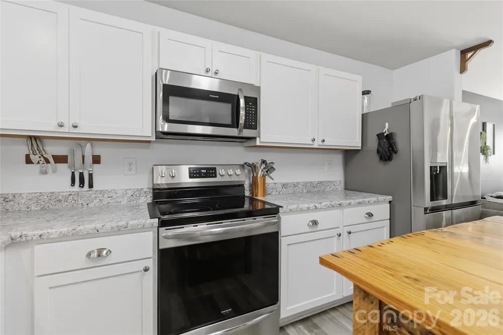 2220 Pinnacle View Drive Kings Mountain, NC 28086