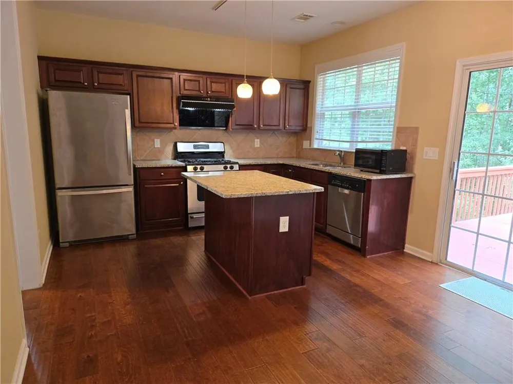 3363 Stoneham Drive Duluth, GA 30097