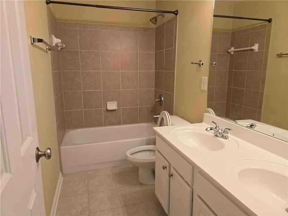 3363 Stoneham Drive Duluth, GA 30097