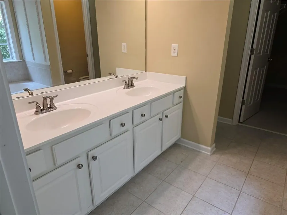 3363 Stoneham Drive Duluth, GA 30097