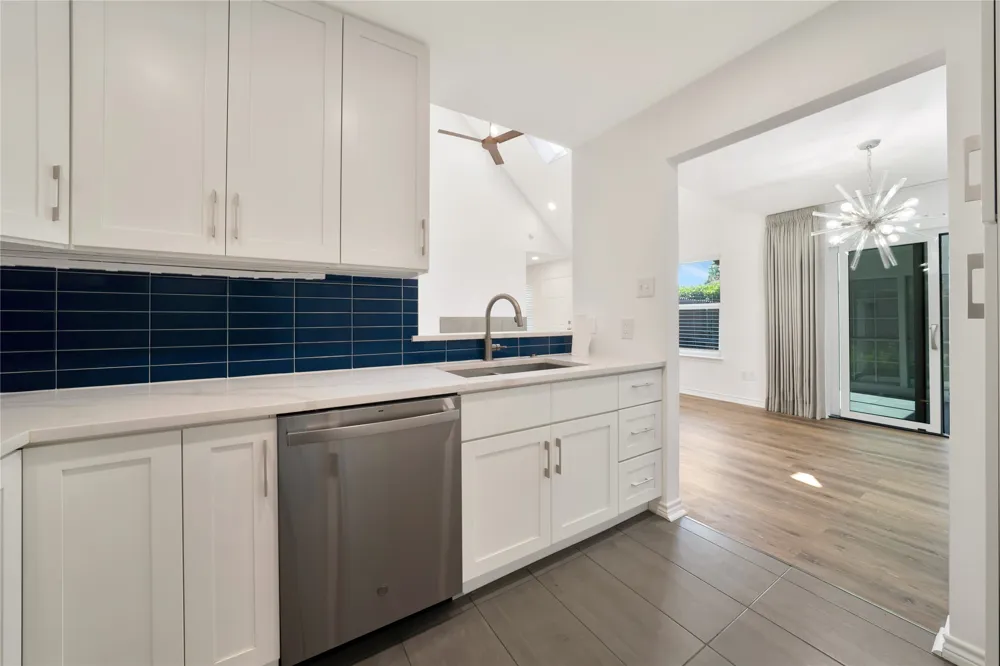 2909 Normandy Court Euless, TX 76039