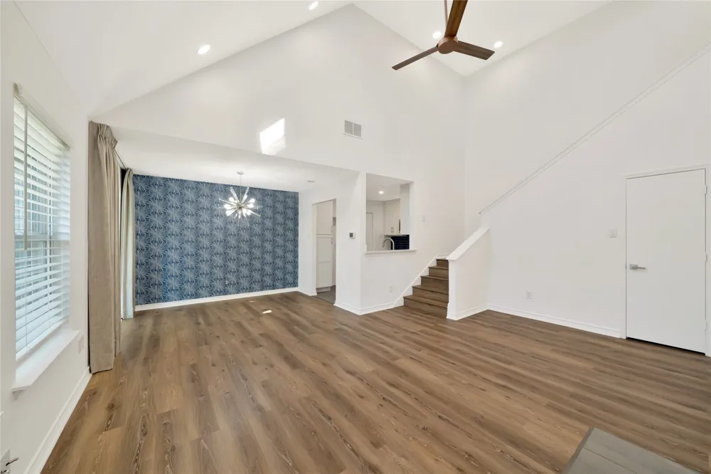 2909 Normandy Court Euless, TX 76039