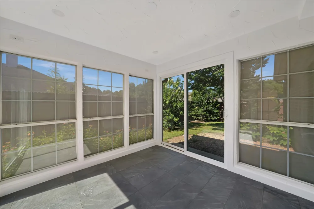 2909 Normandy Court Euless, TX 76039