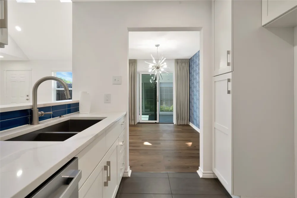 2909 Normandy Court Euless, TX 76039