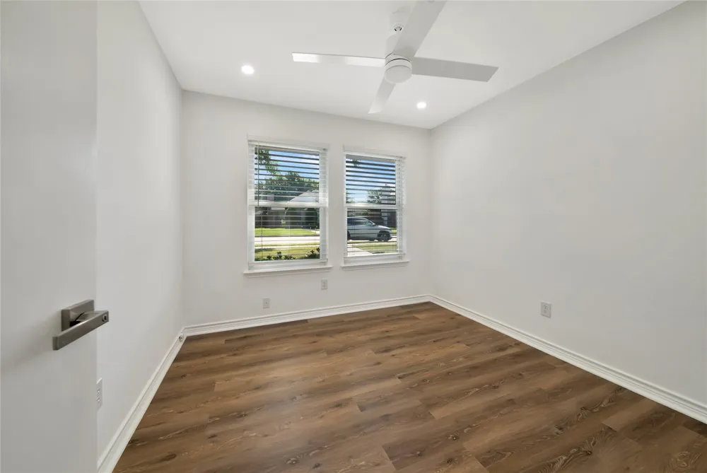 2909 Normandy Court Euless, TX 76039