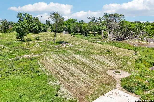 5953 Hwy 27 Center Point, TX 78010