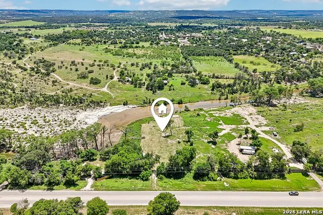 5953 Hwy 27 Center Point, TX 78010