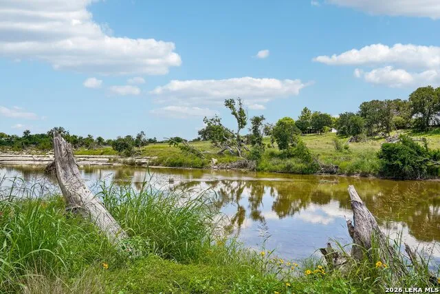 5953 Hwy 27 Center Point, TX 78010