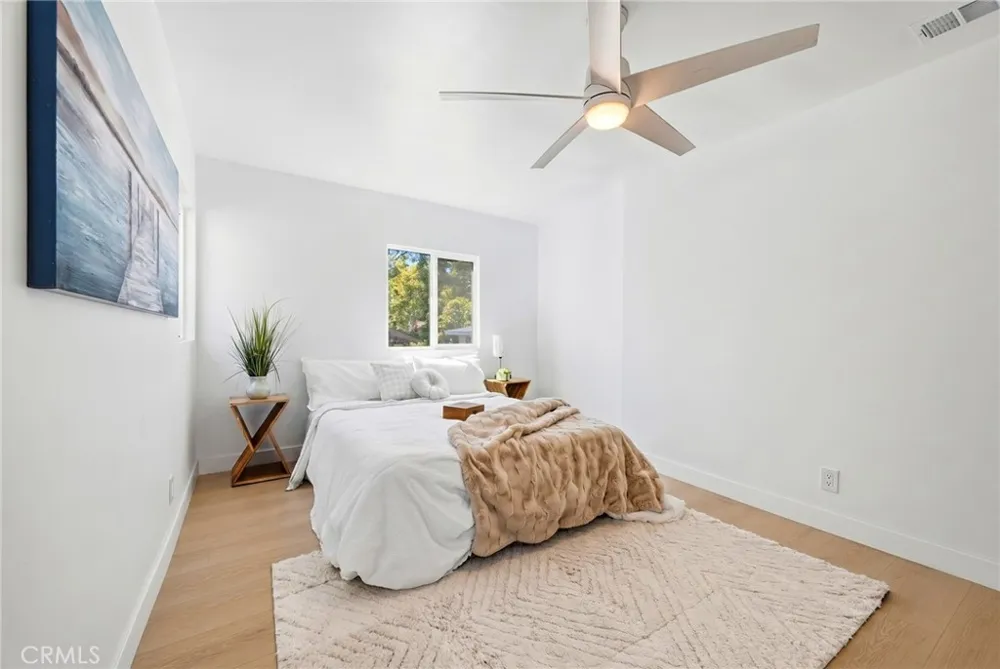 1280 E Woodbury Pasadena, CA 91104