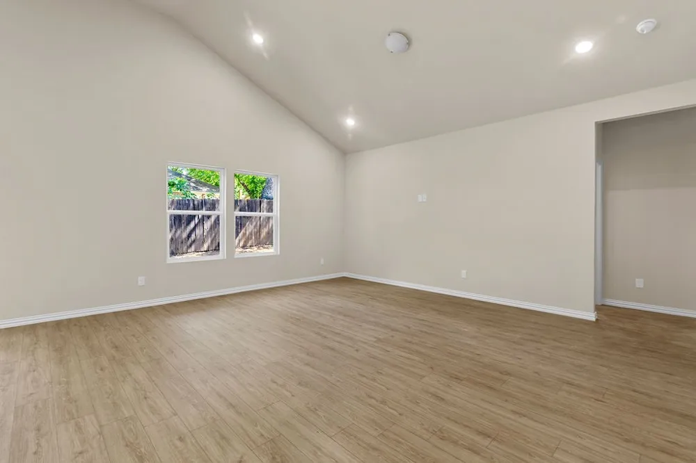 2915 La Salle Street Fort Worth, TX 76131
