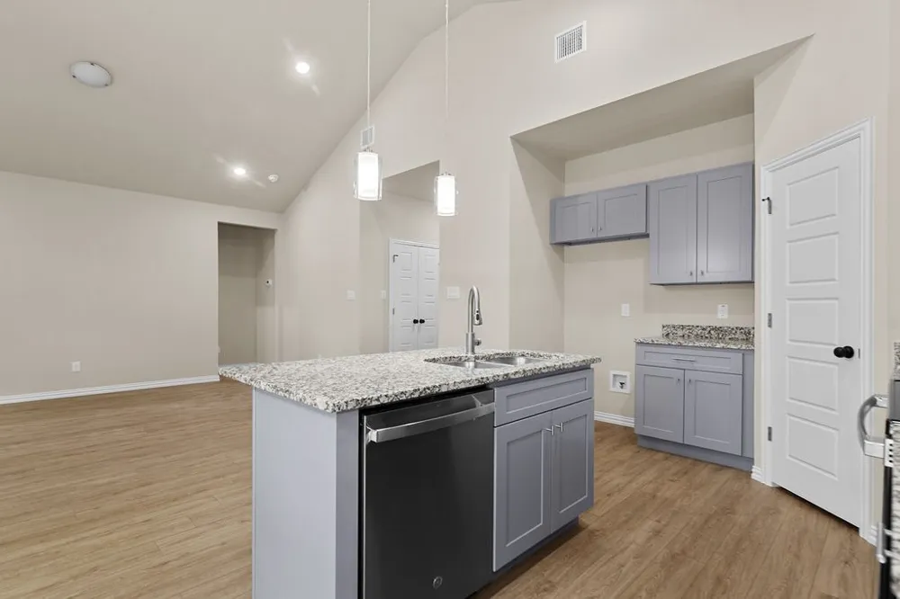 2915 La Salle Street Fort Worth, TX 76131