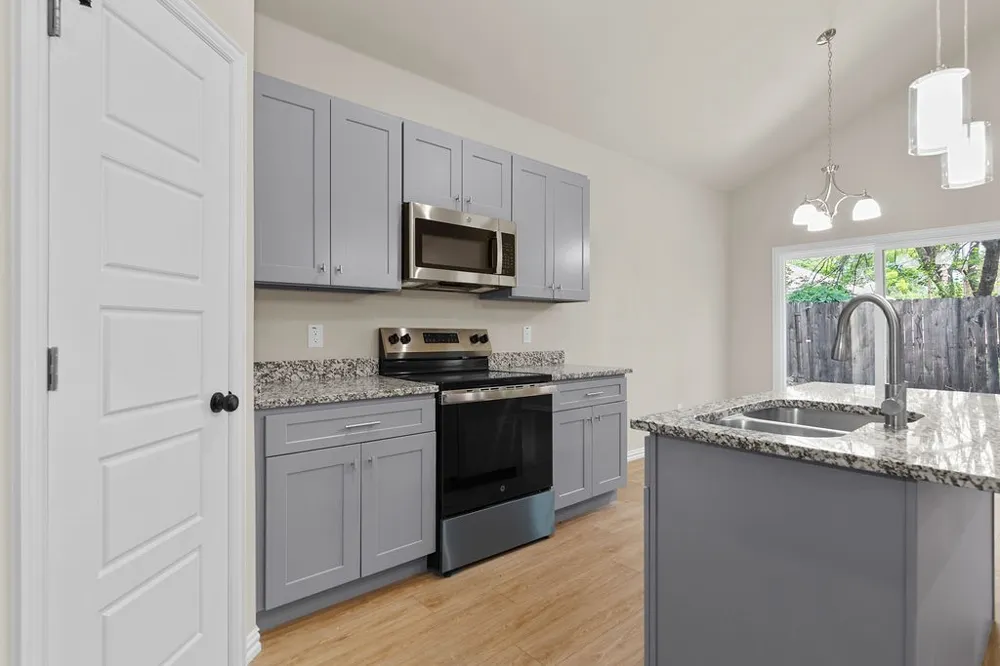2915 La Salle Street Fort Worth, TX 76131