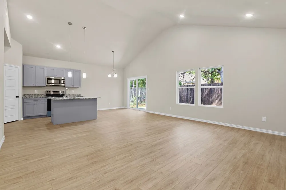 2915 La Salle Street Fort Worth, TX 76131
