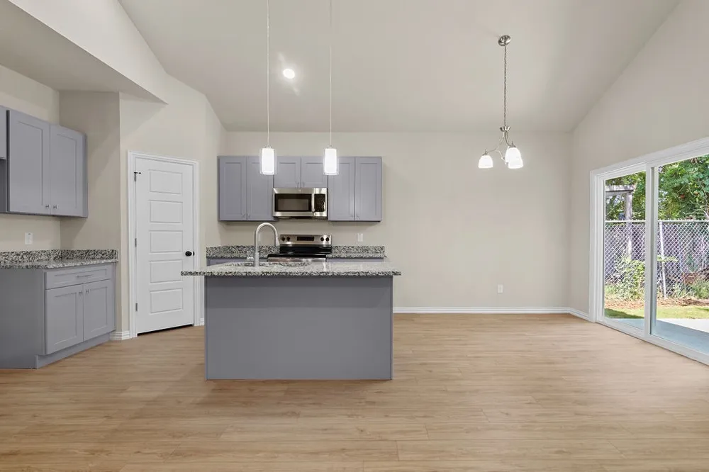 2915 La Salle Street Fort Worth, TX 76131
