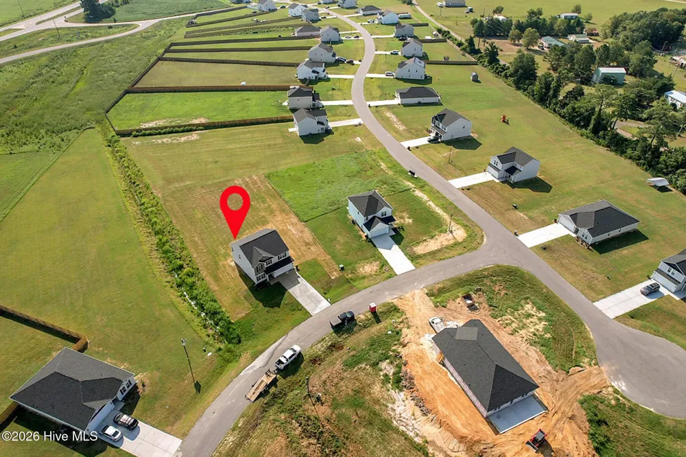 38 Coachman Lane Autryville, NC 28318