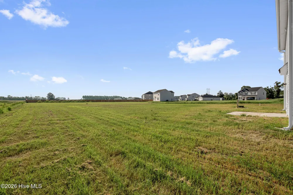 38 Coachman Lane Autryville, NC 28318