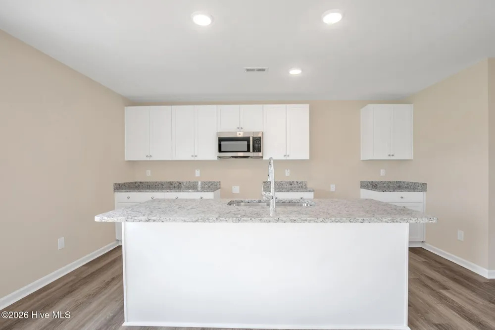 38 Coachman Lane Autryville, NC 28318