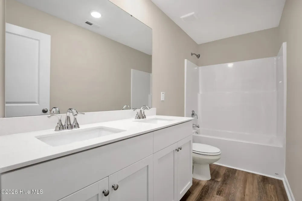 38 Coachman Lane Autryville, NC 28318