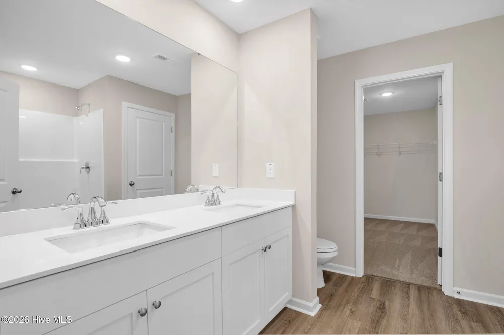 38 Coachman Lane Autryville, NC 28318