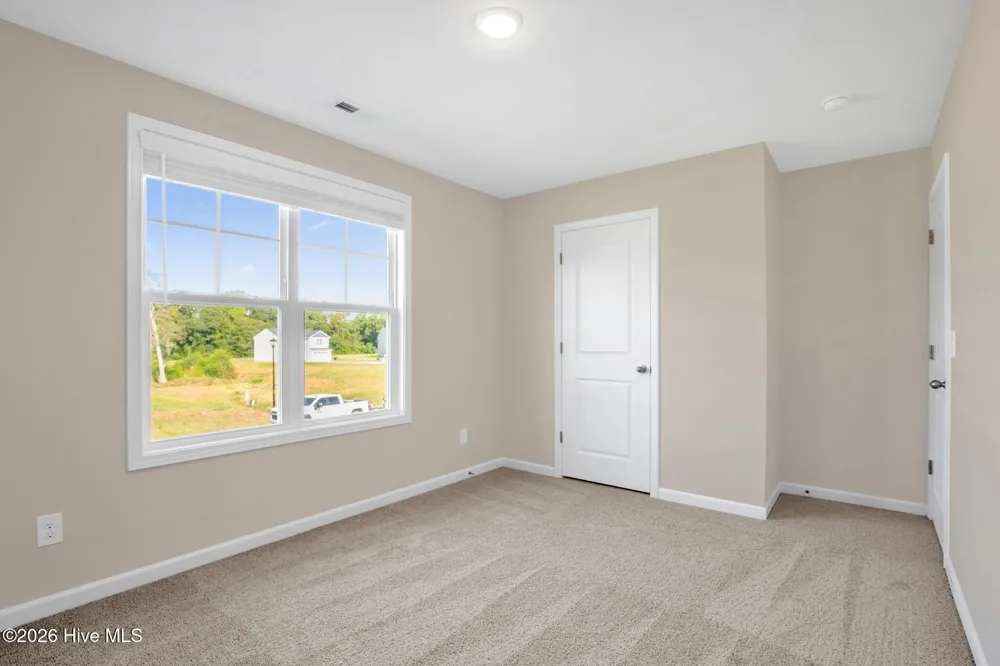 38 Coachman Lane Autryville, NC 28318