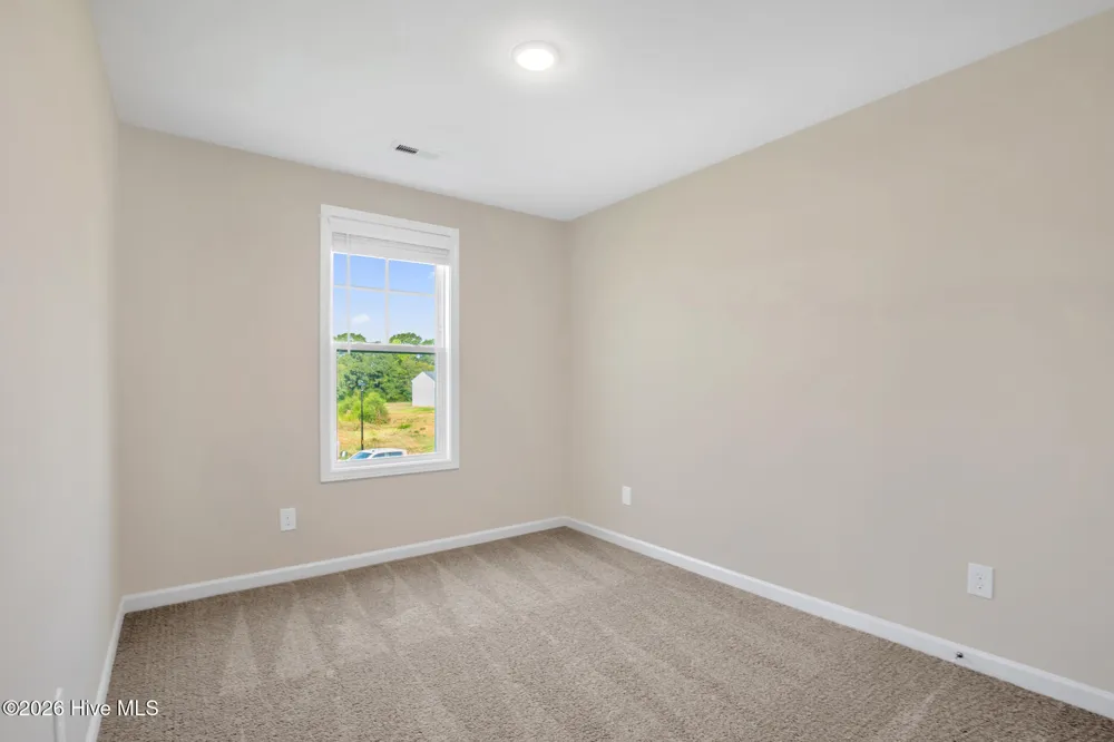 38 Coachman Lane Autryville, NC 28318