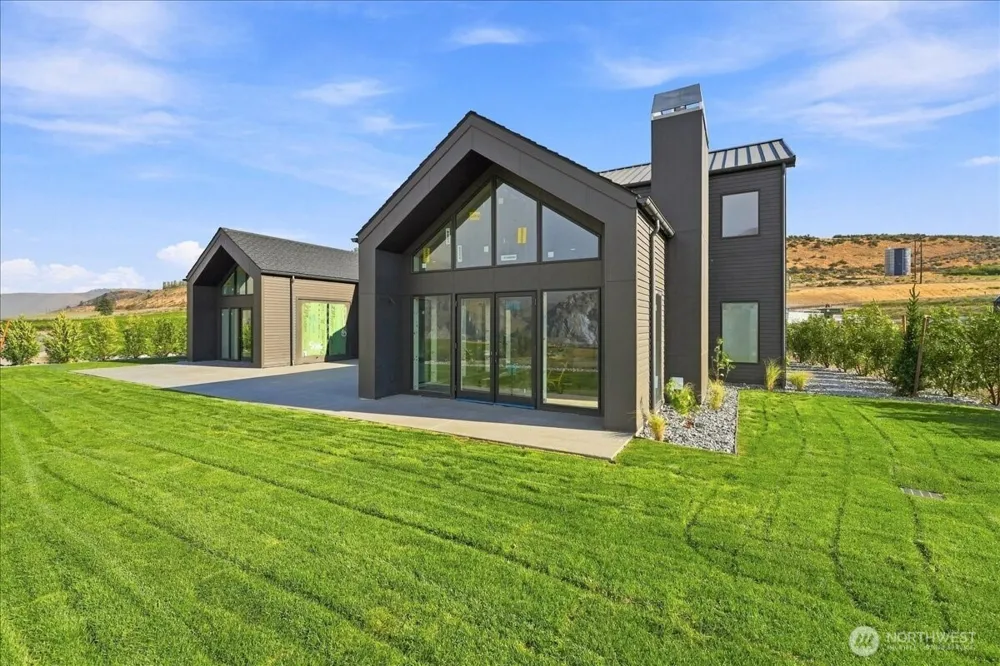 4 Mica Lane Orondo, WA 98843