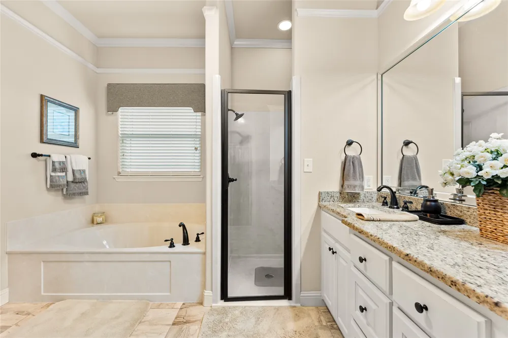 283 Briarleaf Circle Hewitt, TX 76643