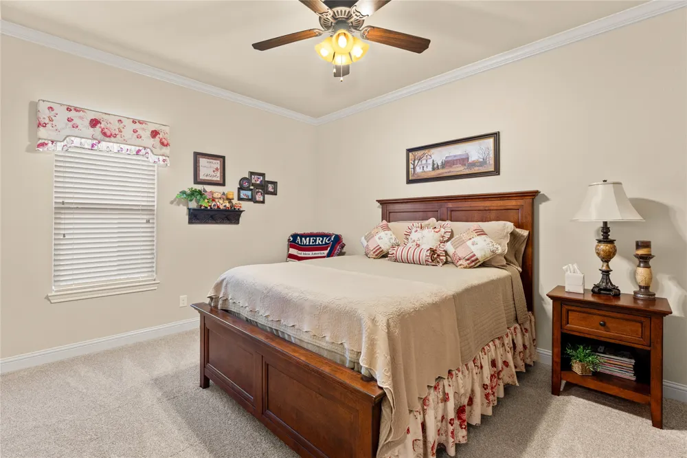 283 Briarleaf Circle Hewitt, TX 76643